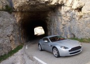 Aston Martin Vantage V8